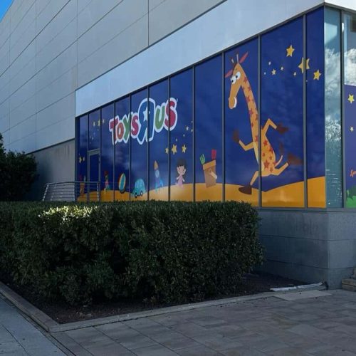Toys“R”Us